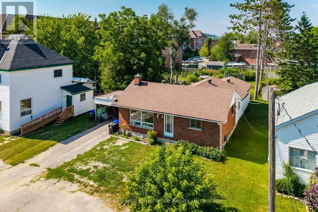 9 Wolfe Street, Penetanguishene